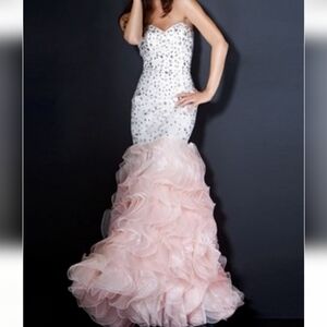 Jovani Gem Ruffle Formal Prom Mermaid Gown In Peach Dress Size 4